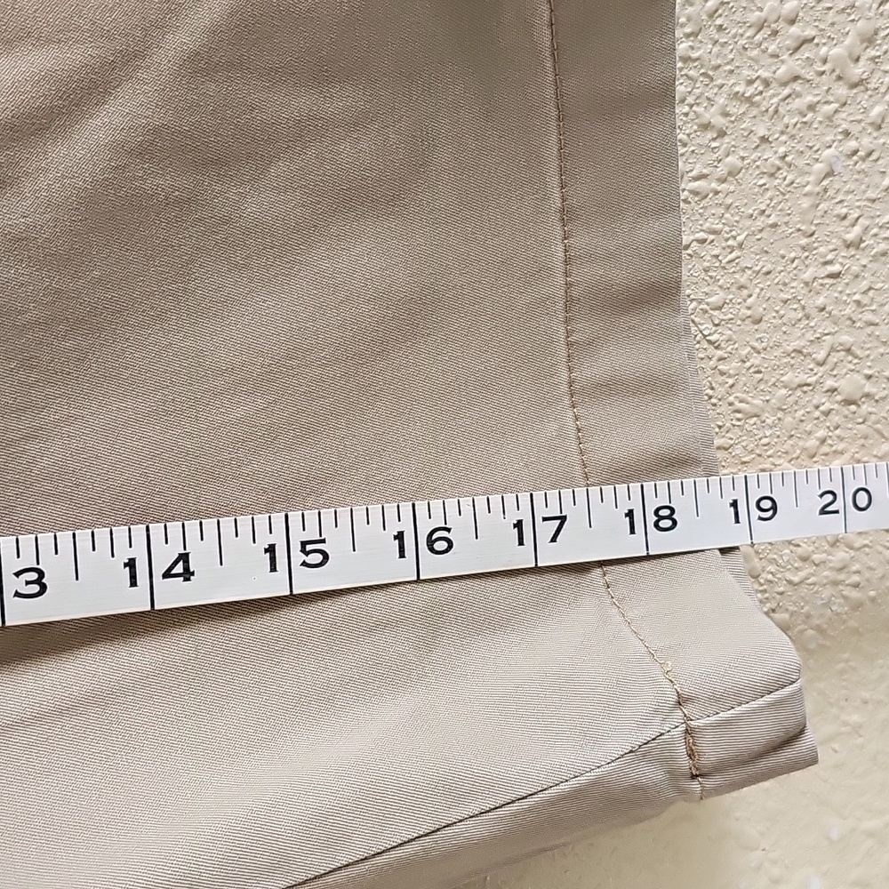 Vineyard Vines Breaker Shorts. - Picture 7 of 9